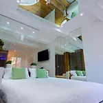 La Cle Escale Amoureuse Sauna & Balneo Apartment *
