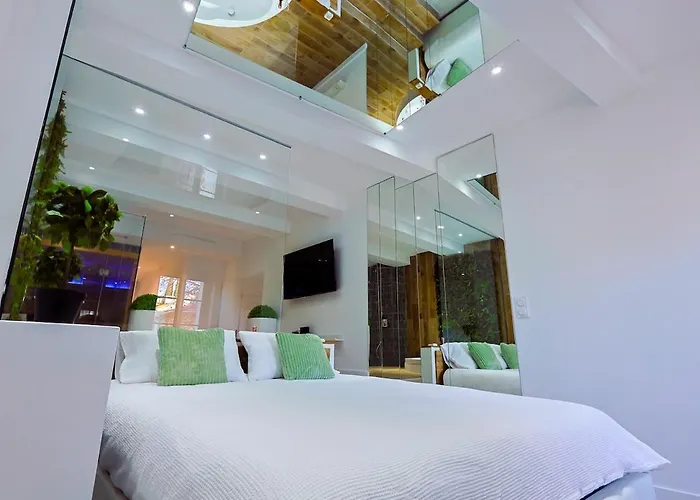 La Cle Escale Amoureuse Sauna & Balneo Apartman *